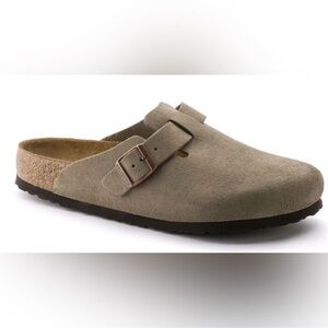 NWT Birkenstock Men’s Boston Clogs in Taupe
